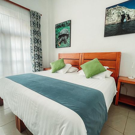 Hotel Albemarle Puerto Villamil Eksteriør bilde