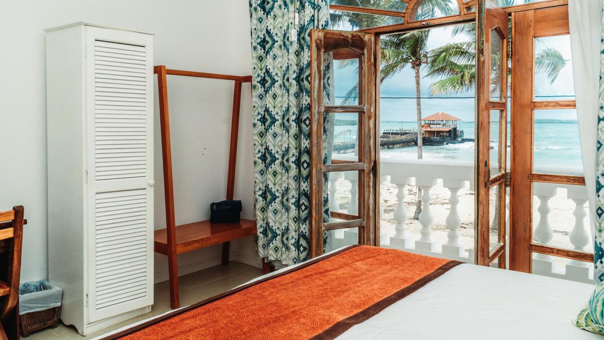 Hotel Albemarle Puerto Villamil Eksteriør bilde