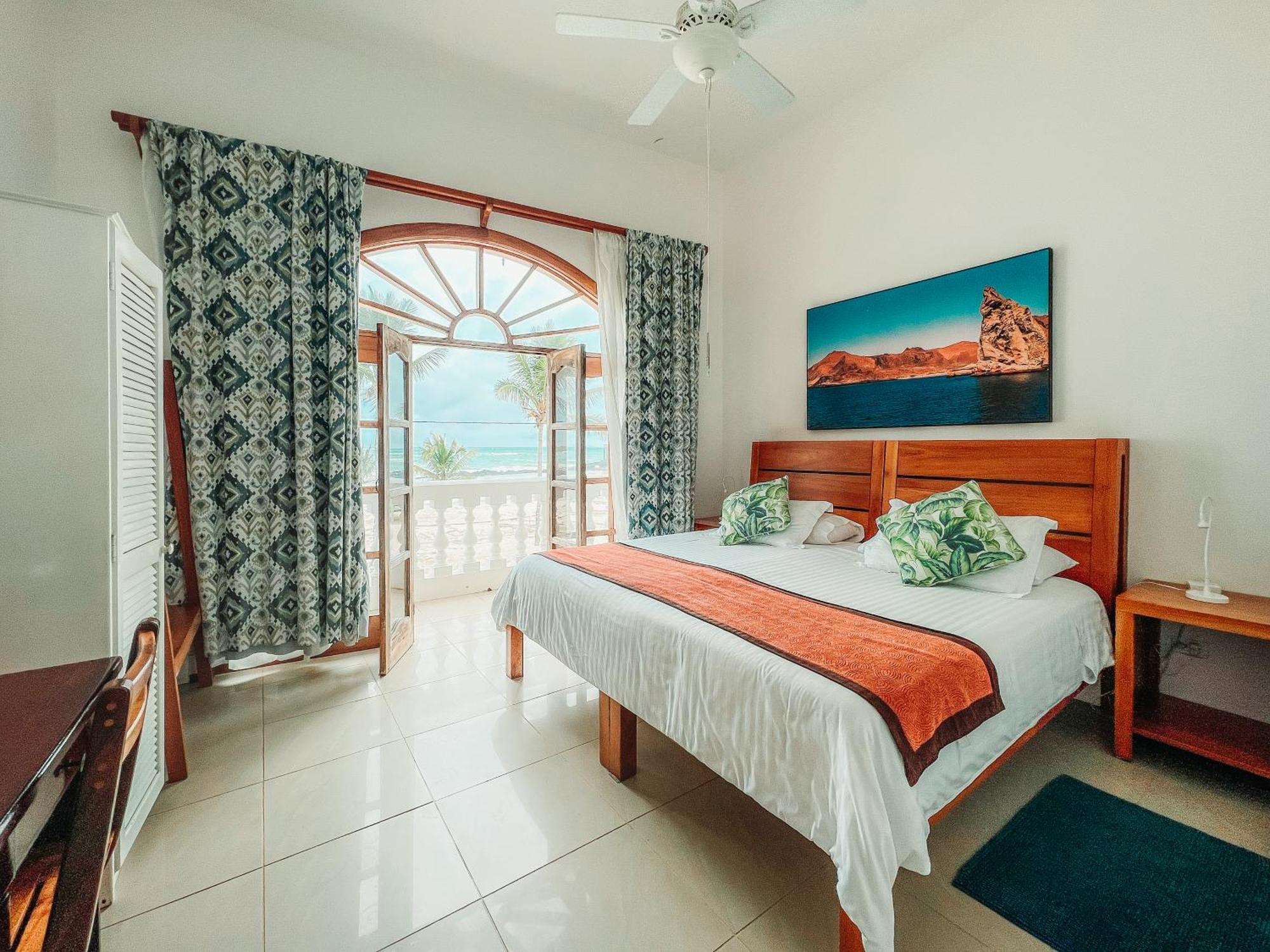 Hotel Albemarle Puerto Villamil Eksteriør bilde
