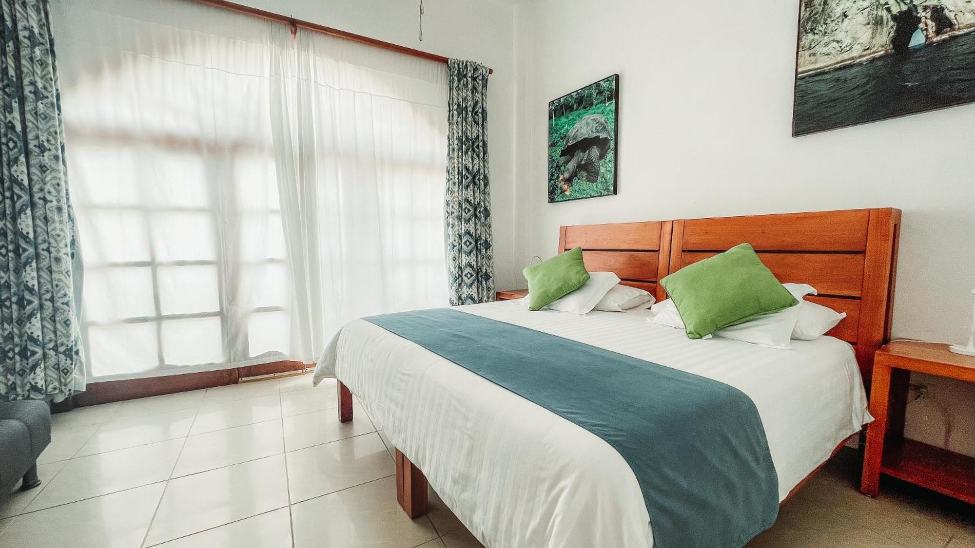 Hotel Albemarle Puerto Villamil Eksteriør bilde