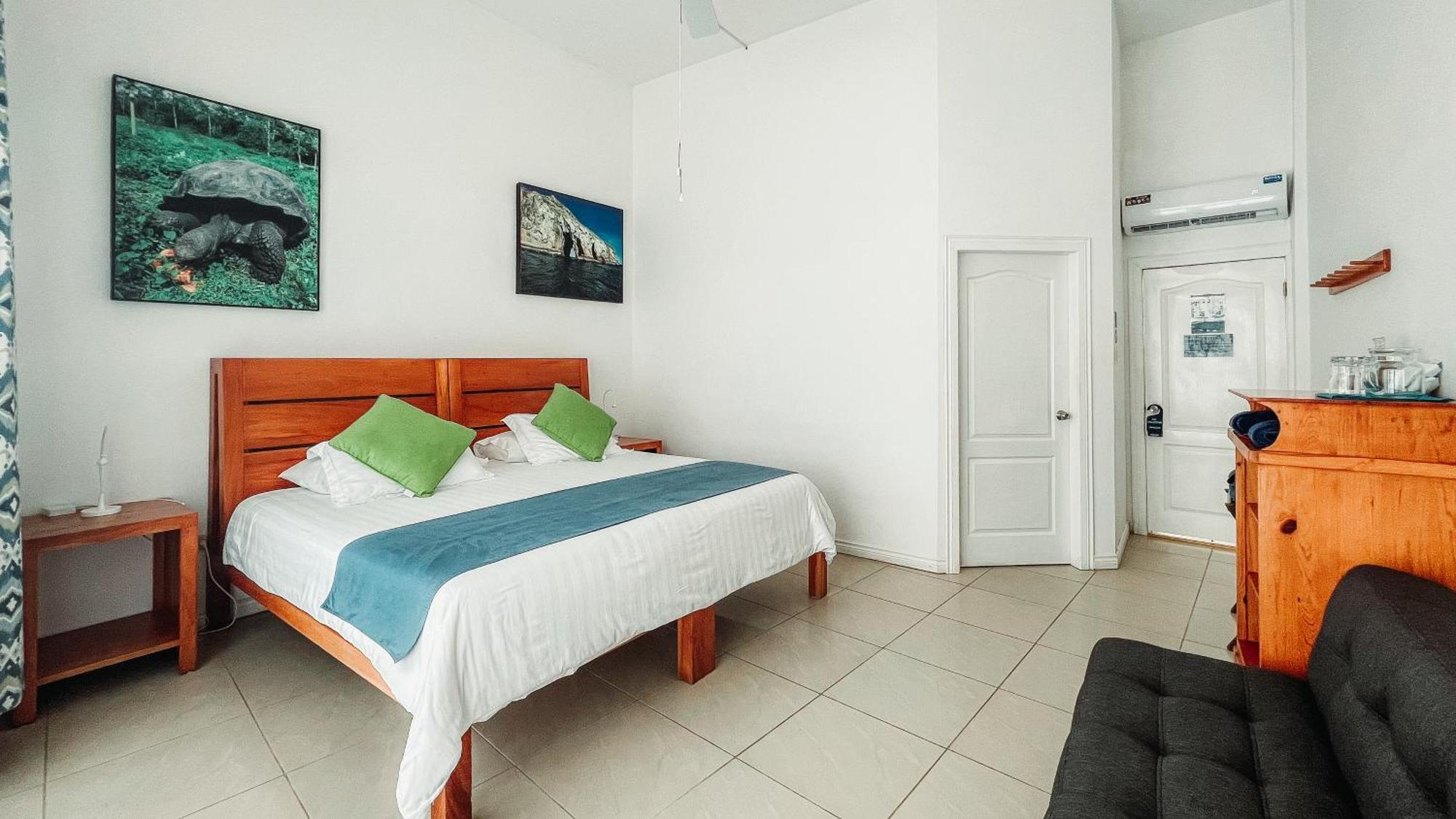 Hotel Albemarle Puerto Villamil Eksteriør bilde