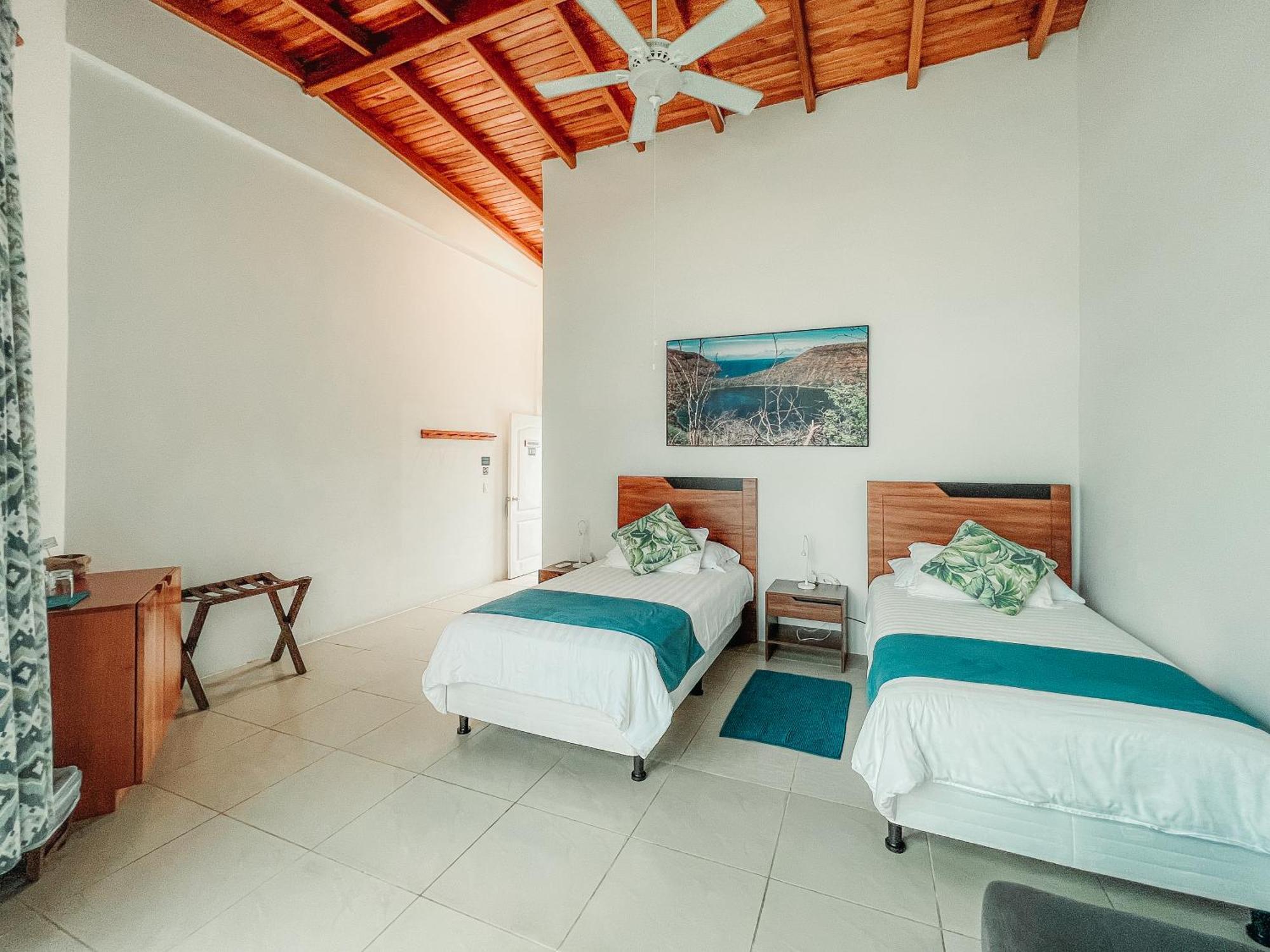 Hotel Albemarle Puerto Villamil Eksteriør bilde