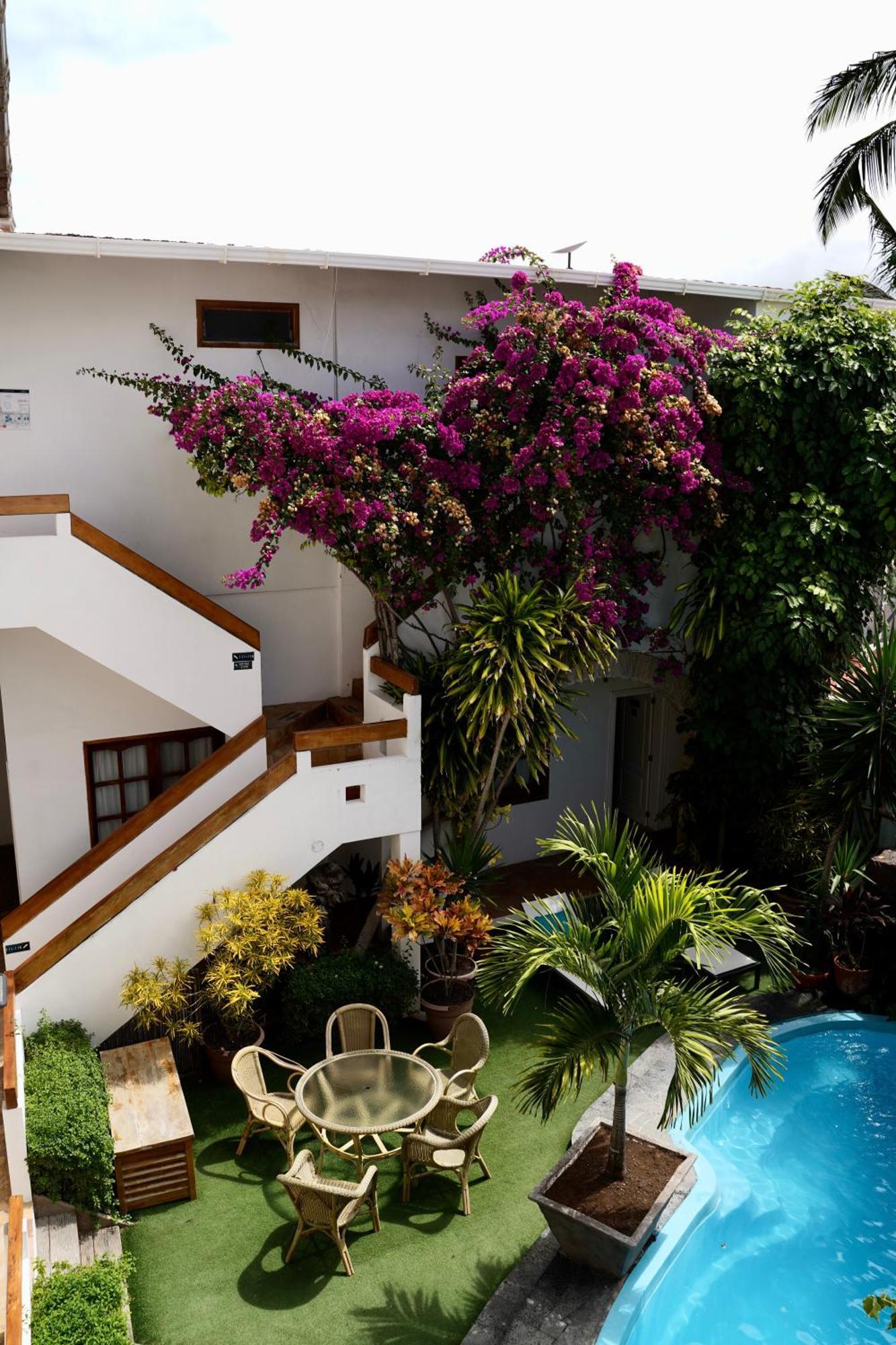 Hotel Albemarle Puerto Villamil Eksteriør bilde